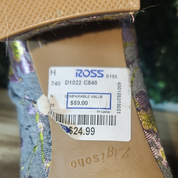 Zigi Soho Floral Embroidered Ankle Boots - Gray and Pink - Picture 8 of 11